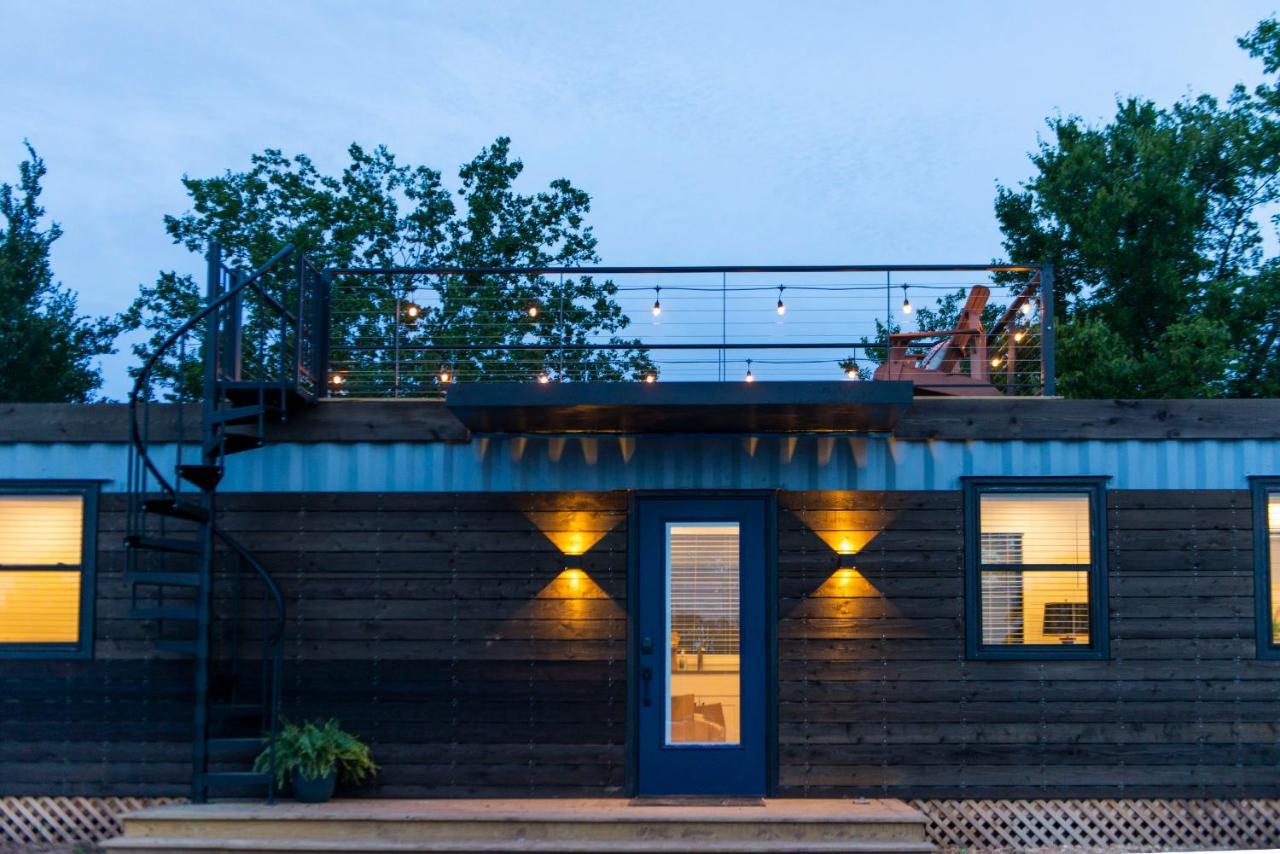 La Casita-Shipping Container House Near Magnolia/Baylor Bellmead Exterior foto